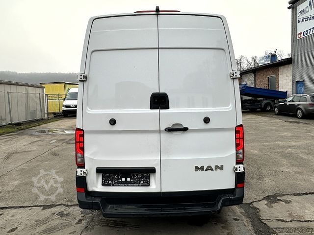 High top van MAN 3.140 TGE