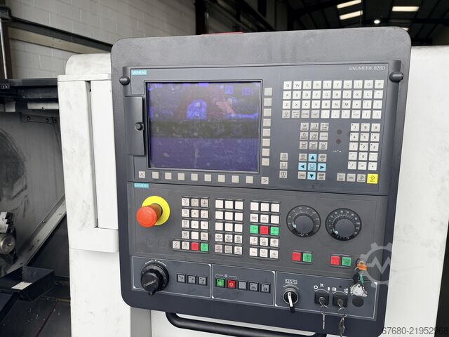 CNC lathe Doosan Lynx 2100LMB