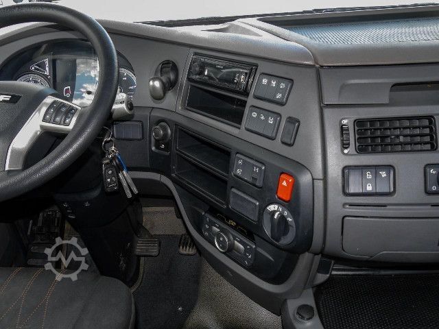 Standard tractor unit DAF XF 480 FT SSC + INTARDER + 845l Tank + EURO 6 E