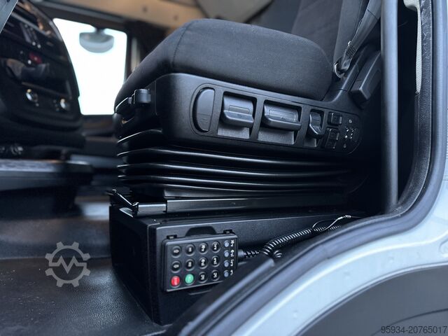 Standard-Sattelzugmaschine Iveco Stralis S-Way 530