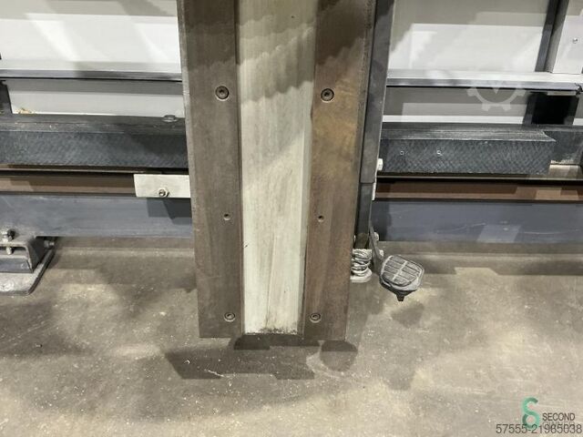 Vertical panel saws  Harwi Piranha 1550 2009 Harwi Piranha 1550