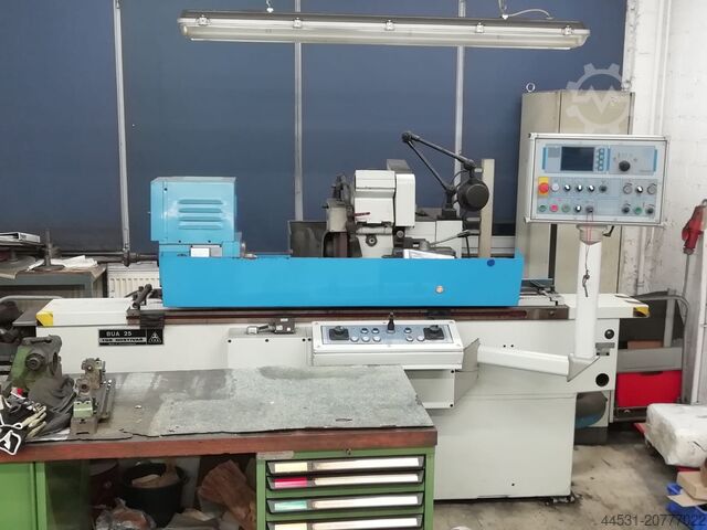 Rundschleifmaschine TOS BUA 25 x 1000