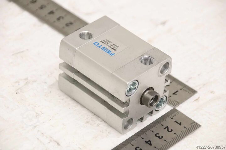 Kompaktzylinder Festo ADN-32-20-I-P-A  Hub 20 mm
