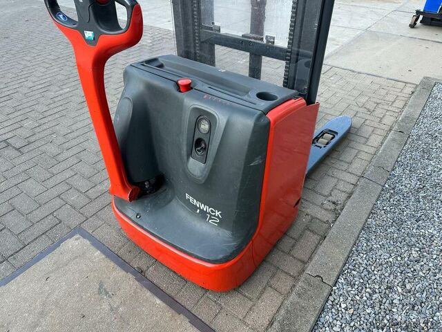 VS-22553 Electric stacker Linde L12i LINDE L12i