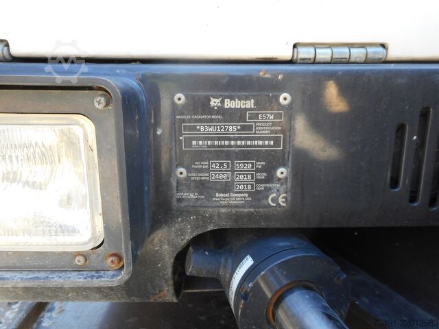 Mobile excavator Bobcat E57W/2 mit POWERTILT