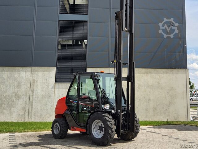 Geländestapler Manitou MC 30-4