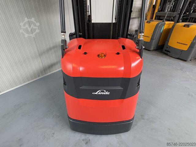 V 10 / * DEMO !! DOUBLE steering !! LINDE V 10 /  * DEMO !! DOUBLE steering !!