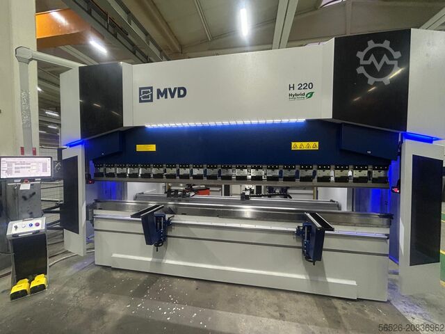 Hybride Abkantpresse 4100 x 220 Tonnen MVD HC SERIES