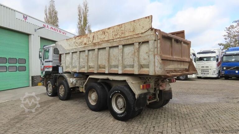 Kipper MAN 35.362 8x4 Euro 2, ZF manual gearbox, VERY clean