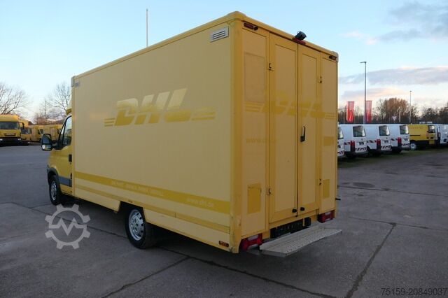 Transporter mit Koffer iveco Daily 35 S11 C30C AUTOMATIK KAMERA Regale LUFT