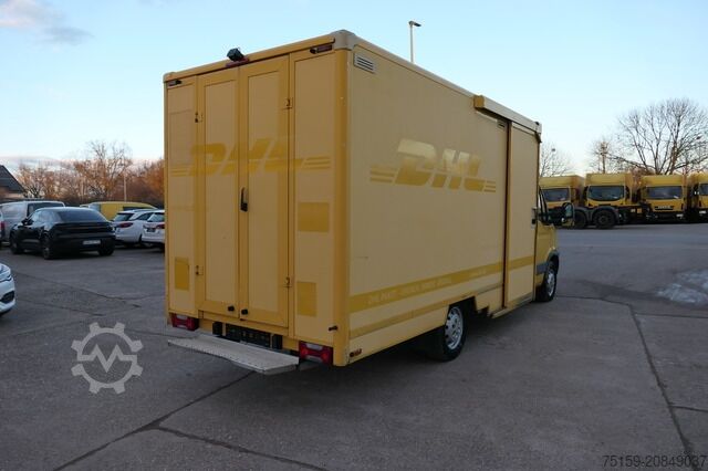 Transporter mit Koffer iveco Daily 35 S11 C30C AUTOMATIK KAMERA Regale LUFT