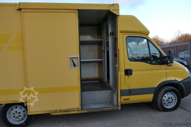 Transporter mit Koffer iveco Daily 35 S11 C30C AUTOMATIK KAMERA Regale LUFT