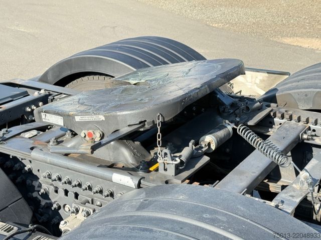 Heavy-duty truck VOLVO FH 750 6X2/4 in Voll- Ausstattung, Kipphydraulik