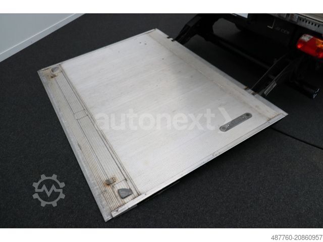 Box van MERCEDES-BENZ Sprinter 316 Aut.*Ladebordwand* Kamera+Navi 3215