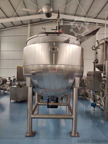 VERTICAL DOUBLE-JACKETED KETTLE/PAN/MIXER CTS 