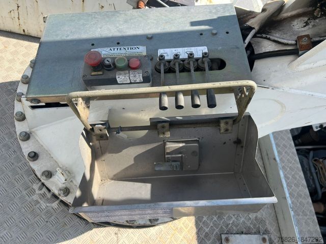 Working platform truck MERCEDES-BENZ Atego 1318 Hubarbeitsbühne  20,9Meter GSR 209