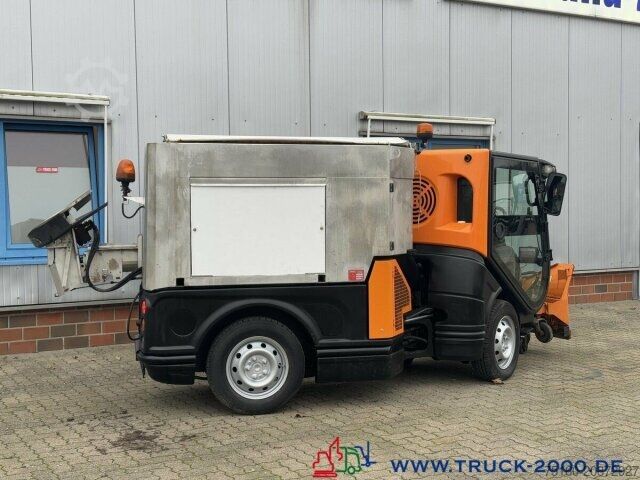 Kehrmaschine Multicar Nilfisk JungoJet3500 Winterdienst & Kehrmaschine