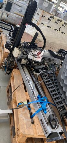 Stand Alone Handling Robot Wittmann W621-2059