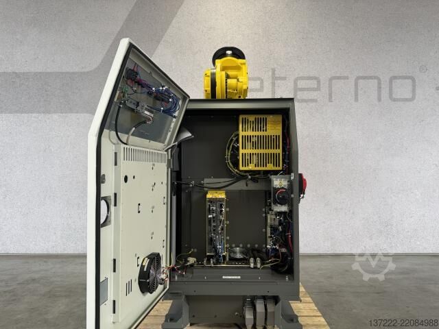 Refurbished Robot with 1 year warranty FANUC M-900iB/280