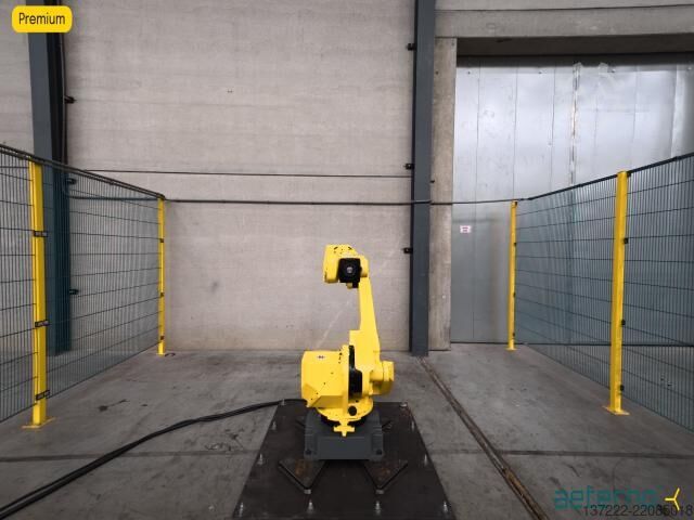 Refurbished Industrial Robot — 1 year warranty FANUC M-710iC/20L