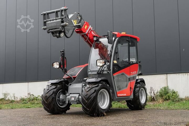Agricultural telehandler Weidemann T4512