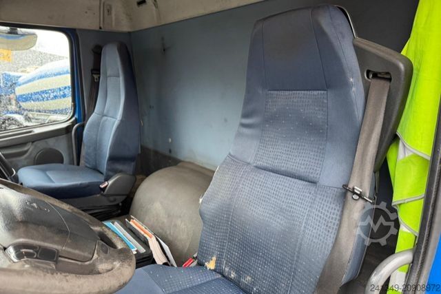 Abrollkipper VOLVO FH-400 8x4 Hyvalift AHK