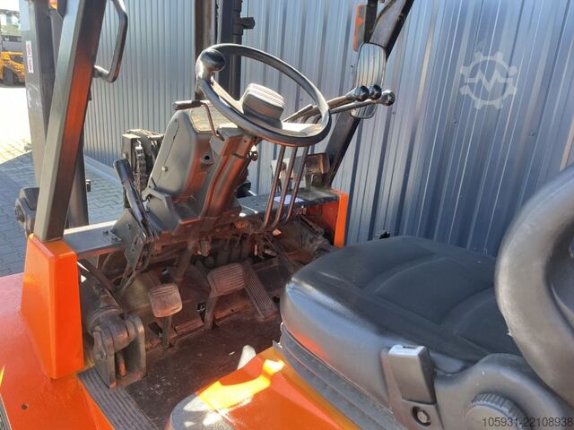 LPG Forklifts Nissan F04G35T