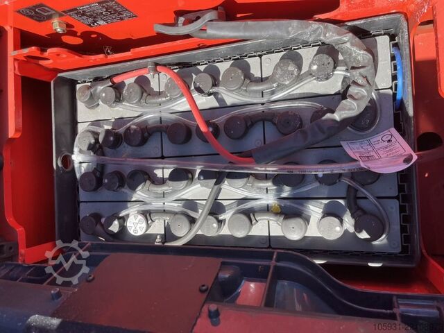 Tow Tractor Linde P50