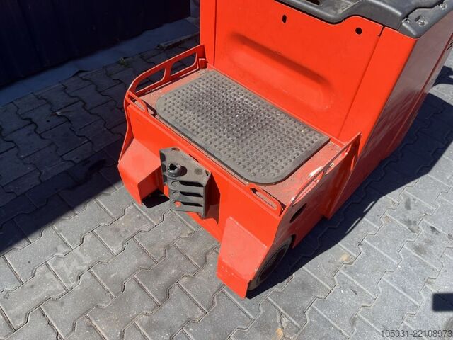 Tow Tractor Linde P50