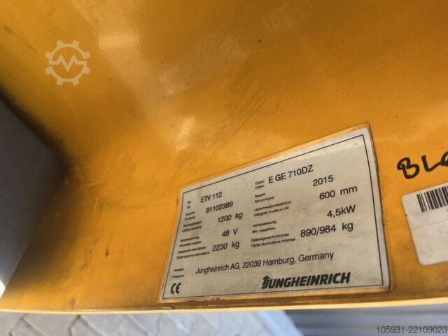 Schubmaststapler Jungheinrich ETV112