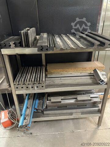 Laser cutting machine Amada HFE M2 2204 8 AXESL