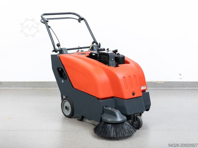Hako Sweepmaster P650 Sweeper Hako Sweepmaster P650 Benzin - 3525m²/h