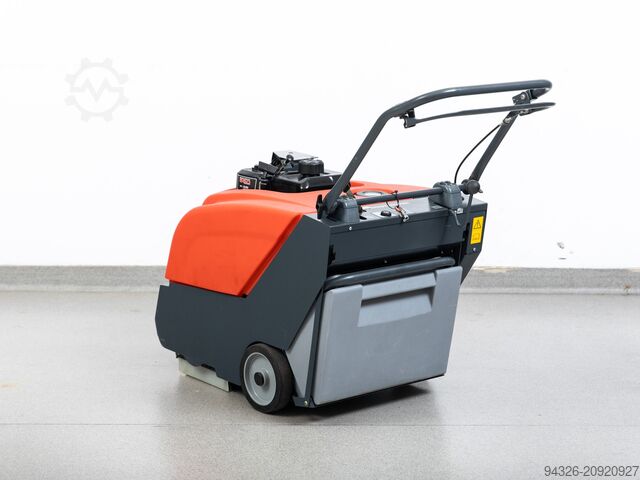 Hako Sweepmaster P650 Sweeper Hako Sweepmaster P650 Benzin - 3525m²/h