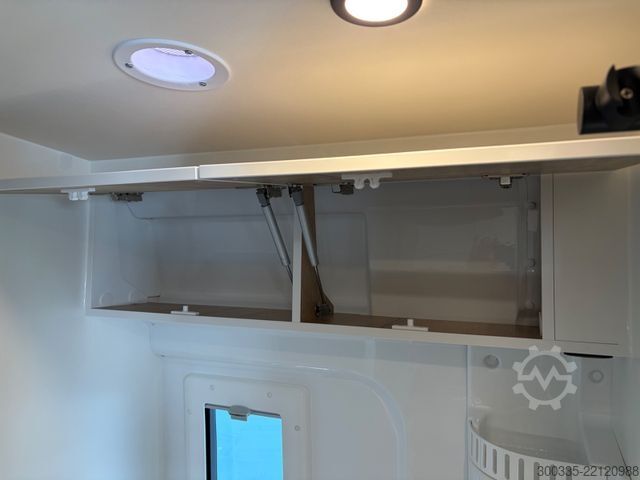 Campervan CLEVER Runner 636 Automatik- Längsbetten - Mj. 2026