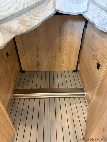 Campervan CLEVER Runner 636 Automatik- Längsbetten - Mj. 2026