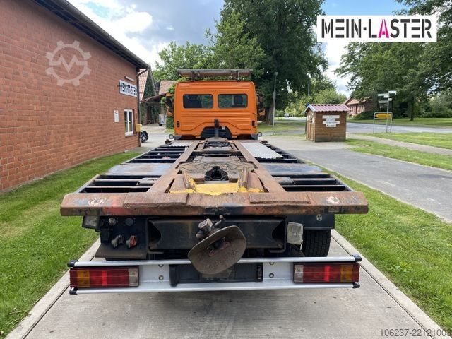 Swap body truck MERCEDES-BENZ Kamag Wiesel Umsetzter Sattelplatte
