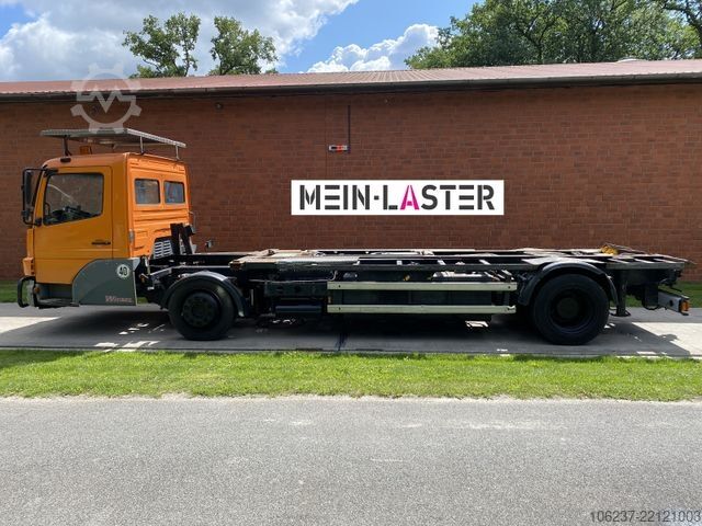 Swap body truck MERCEDES-BENZ Kamag Wiesel Umsetzter Sattelplatte