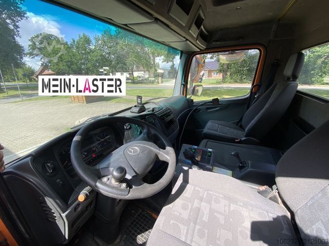 Swap body truck MERCEDES-BENZ Kamag Wiesel Umsetzter Sattelplatte