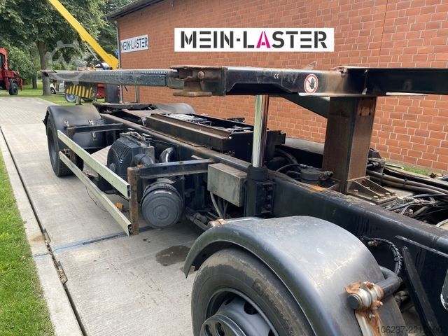 Swap body truck MERCEDES-BENZ Kamag Wiesel Umsetzter Sattelplatte