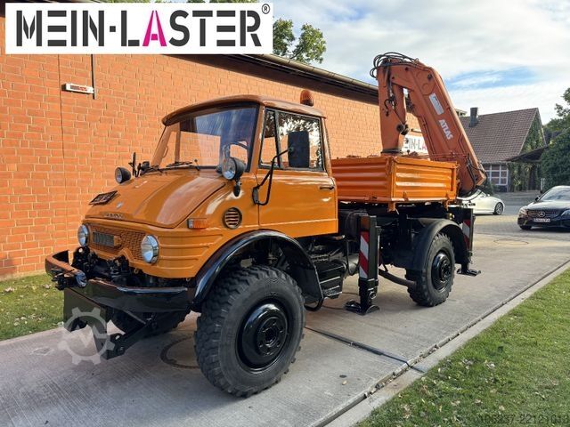 Truck-mounted crane van UNIMOG U 1100 Atlas AK 3006 nur 14.215 km-1. Hand