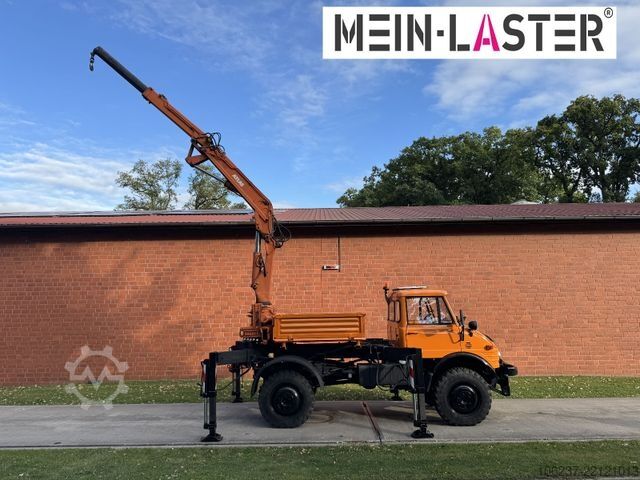 Truck-mounted crane van UNIMOG U 1100 Atlas AK 3006 nur 14.215 km-1. Hand