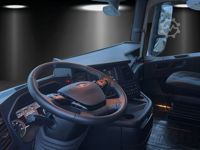 Special purpose truck FORD F-Max 500 Blackline, 2 Tanks, Intarder