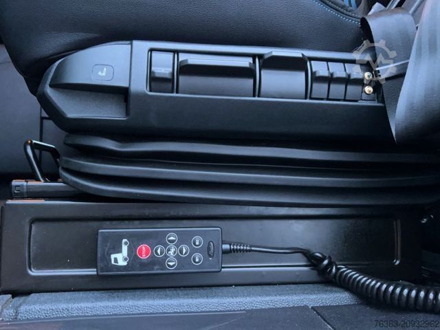 Special purpose truck FORD F-Max 500 Blackline, 2 Tanks, Intarder