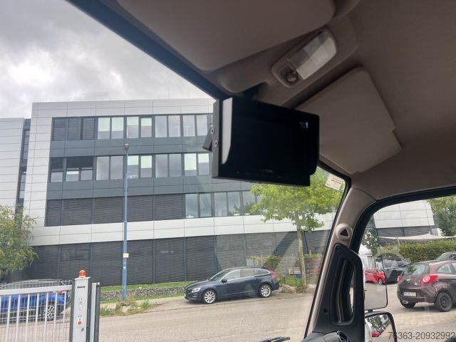 Tipper van FUSO 7C18 4x2 2800 Meiller Trigenius Kipper