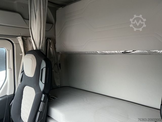 Special purpose truck FORD F-Max LL 4X2 SCAB E6 12TX2620 Ecotorq Retarder