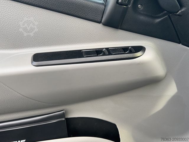 Three-sided tipper truck FUSO 6C18 4WD FG Dreiseitenkipper Klima PDC LED