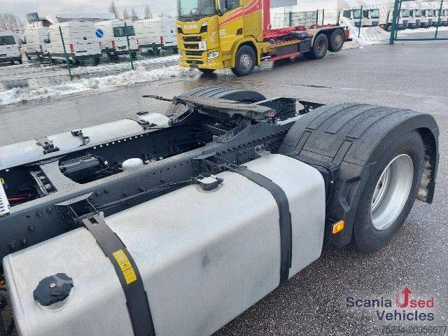 Standard tractor unit Volvo FH13.500