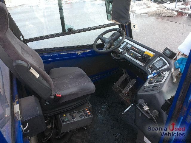 Swap body truck Terberg BC 182 mit Sattelkupplung und Straßenzulassung