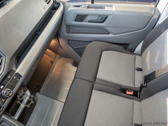 Minibus VW Crafter 35 lang Hochdach AHK LED AHK ACC LED