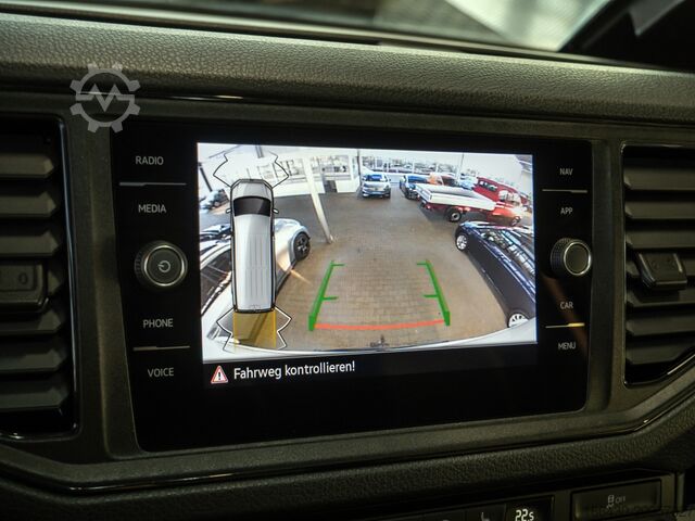 High top van VW Crafter 35 lang Hochdach AHK LED AHK ACC LED